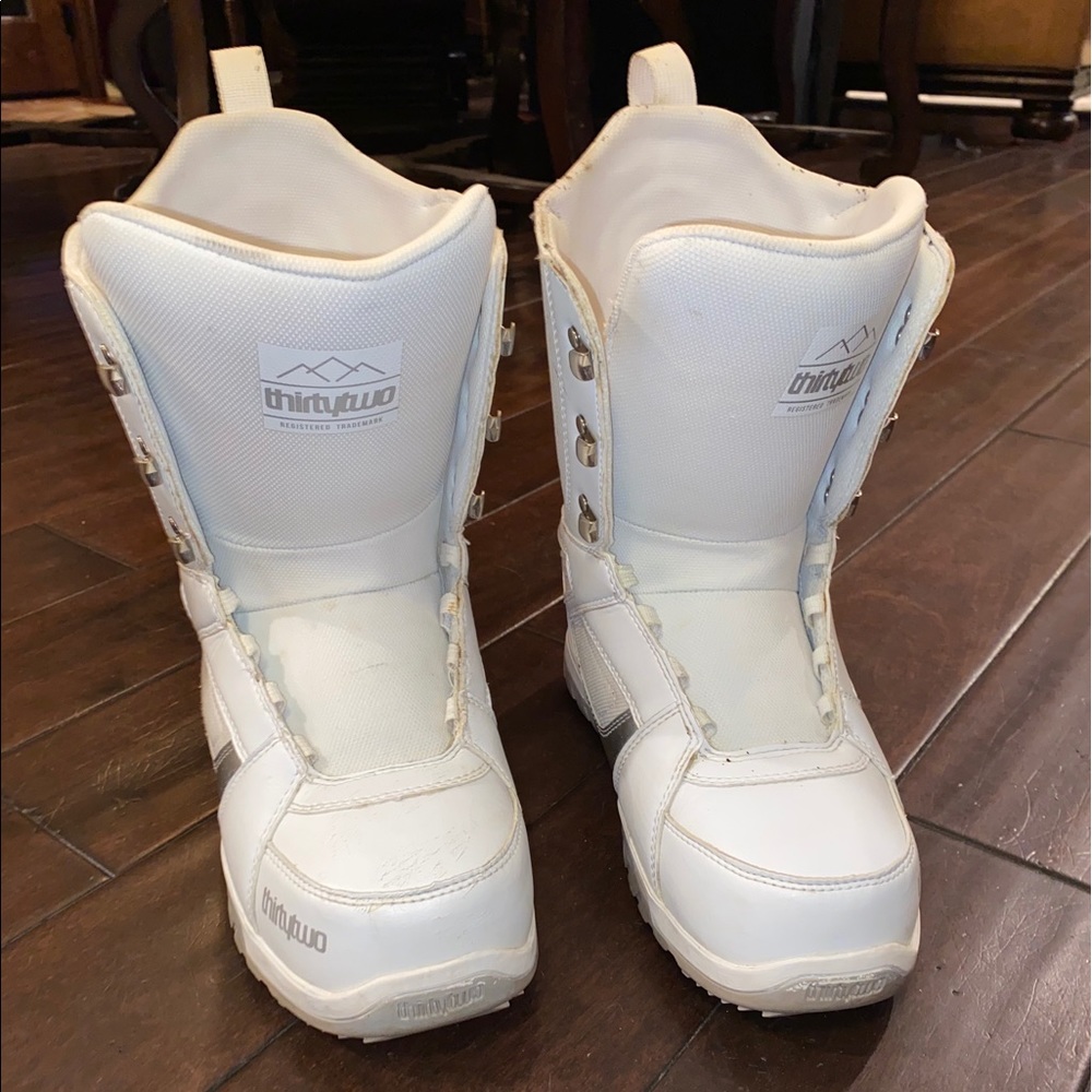 Burton Women’s snowboarding boots
